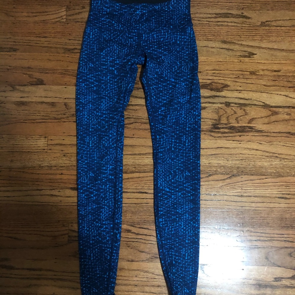 RARE print lulu leggings